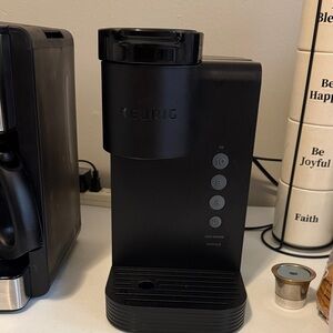 Keurig Matte Black Single-Serve Brewer
